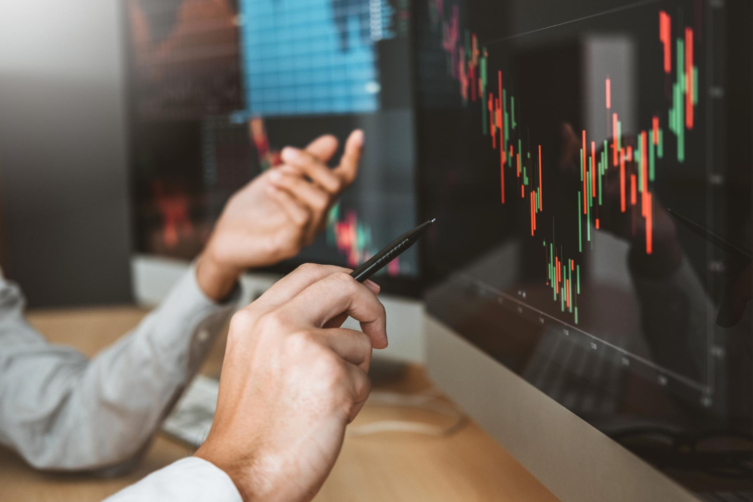 เปรียบเทียบการเทรดทองคำกับการเทรด Forex